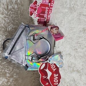 Paris Hilton ❤️ Geneva Satchel Purse Iridescent Silver Hand Bag